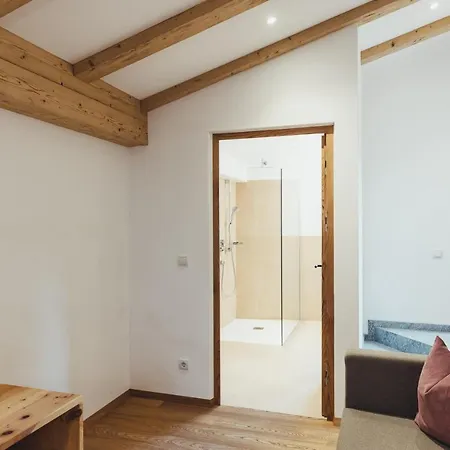 Schmuckhof 3* كيوزا